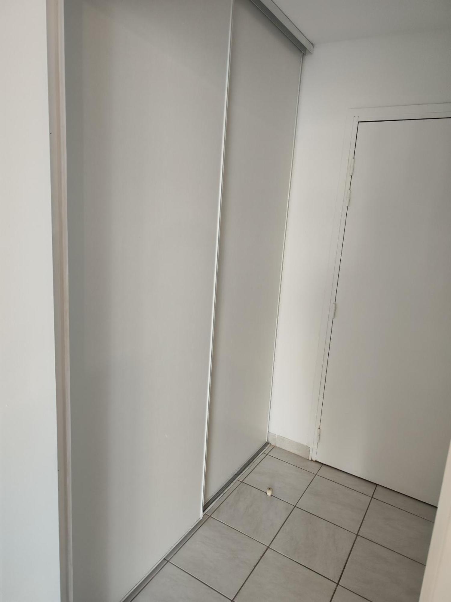 Proche Apartment *